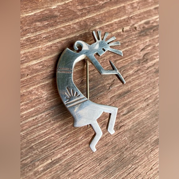 Navajo/Native American Sterling Silver Kokopelli Brooch/Pin 1.5” Vintage - Picture 1 of 8